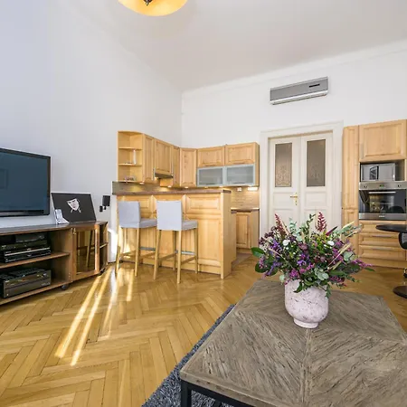 Wishlist Old Prague Residences - Hastalska Room photo