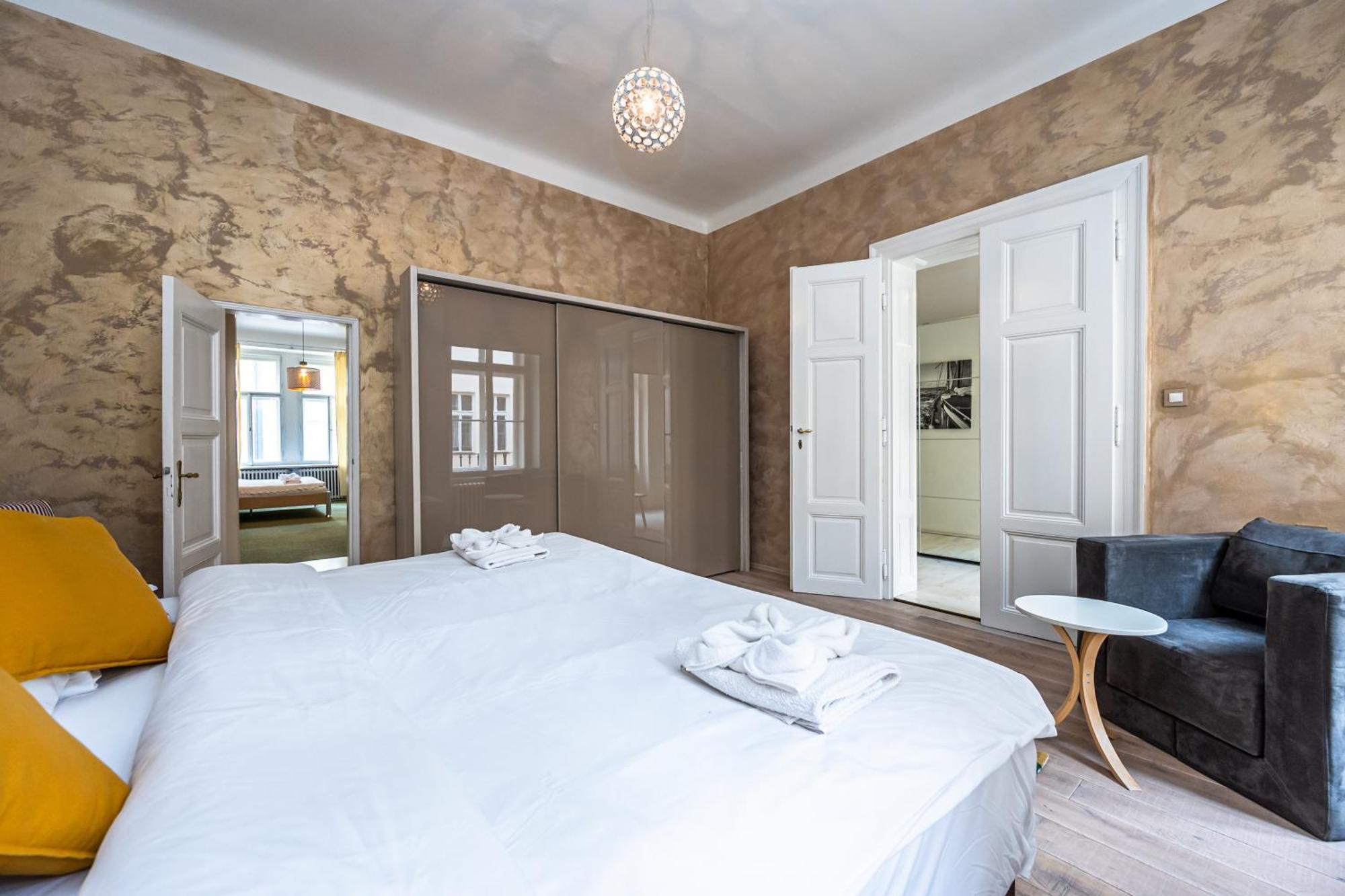 Wishlist Old Residences - Hastalska Apartment *